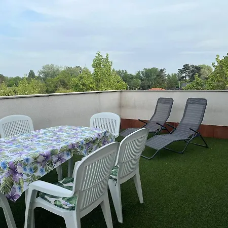 דירה Golden Shore Retreat שיופוק